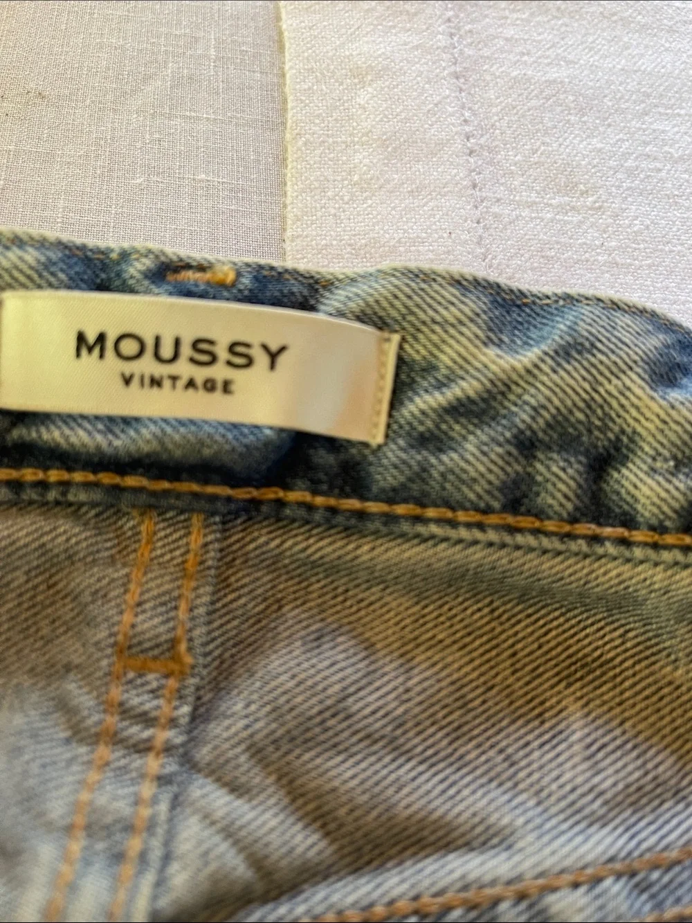 Moussy distressed brand new jeans - Picture 6 of 7